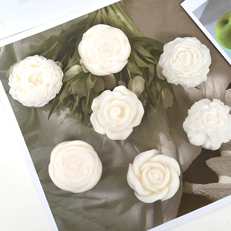 Silikonform in Blumenform für DIY-Dekorationen aus Gips oder Kuchen in Weiß - Bild 3