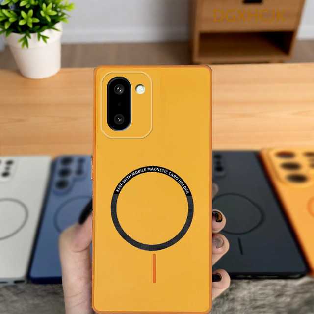 Stoßfeste magnetische Hartsilikon-Handyhülle für OnePlus Nord CE5 und OnePlus Ace 5 in Black und Orange - Bild 1