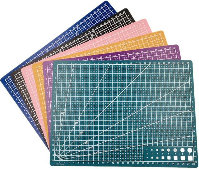 Doppelseitige Schneidematte aus Kunststoff für Lederhandwerk und Gravur in Blau - Bild 1