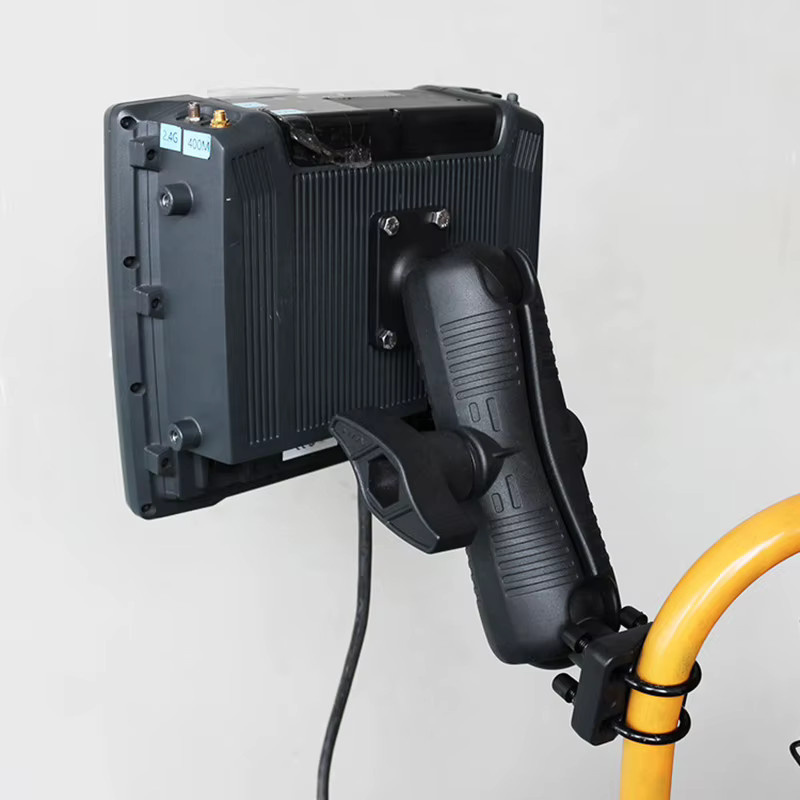 VINmounts VESA 75x75mm Montageplatte mit 2,25-Zoll-Kugelhalterung in Schwarz für Monitor, Tablet und RAM-kompatible Geräte - Bild 1