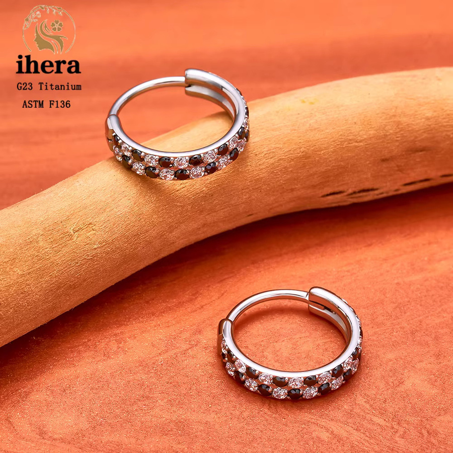 ihera Nasenring Septum Clicker, Titan, Zirkonia, Silber, Unisex - Bild 2