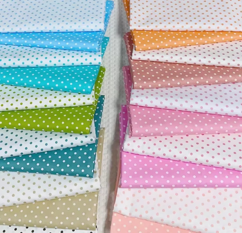 Bedruckter Baumwoll-Twill mit Punktmuster zum Nähen von Bettwäsche und Kleidung, Breite: 160 cm, Dicke: 5 mm - Bild 1