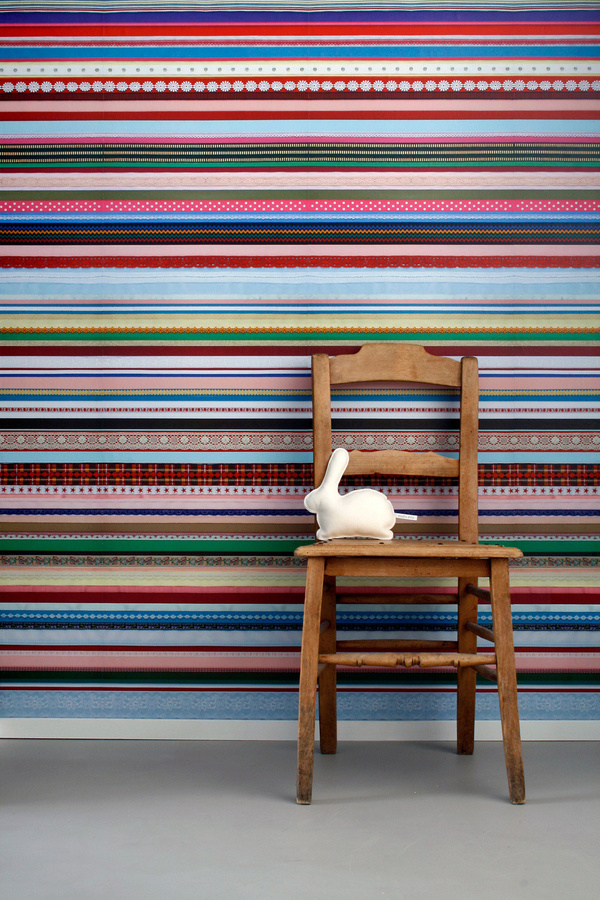 Studio Ditte Tapete Ribbon in Multicolour mit abstraktem Streifenmuster und Vintage-Look, Vlies-Tapete, Rolle - Bild 1