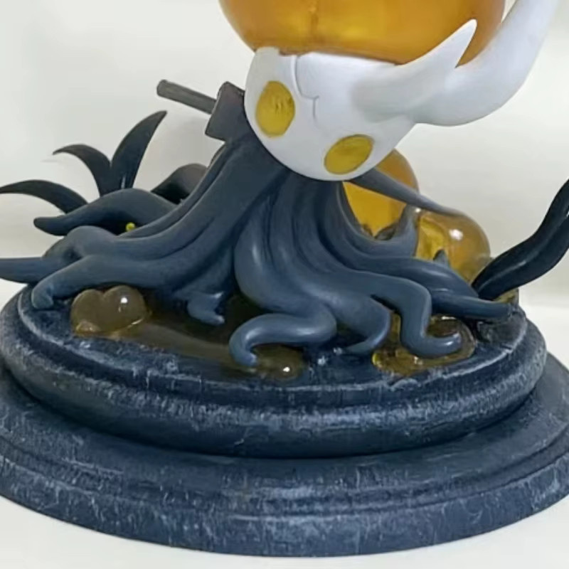 Bandai Hollow Knight Broken Vessel, Leuchtende Actionfigur, 16cm - Bild 4