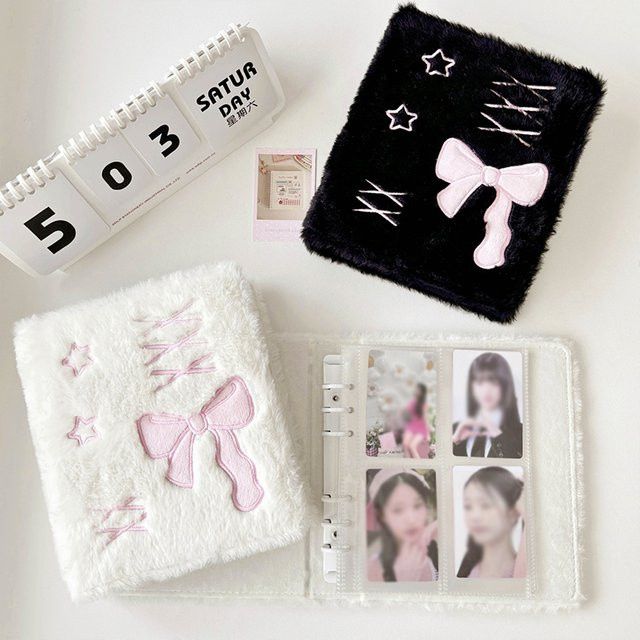 Ins Style Bow Korea Plüsch A6 Binder Fotoalbum als Fotokartenhalter für Kpop Idols in Weiß - Bild 1