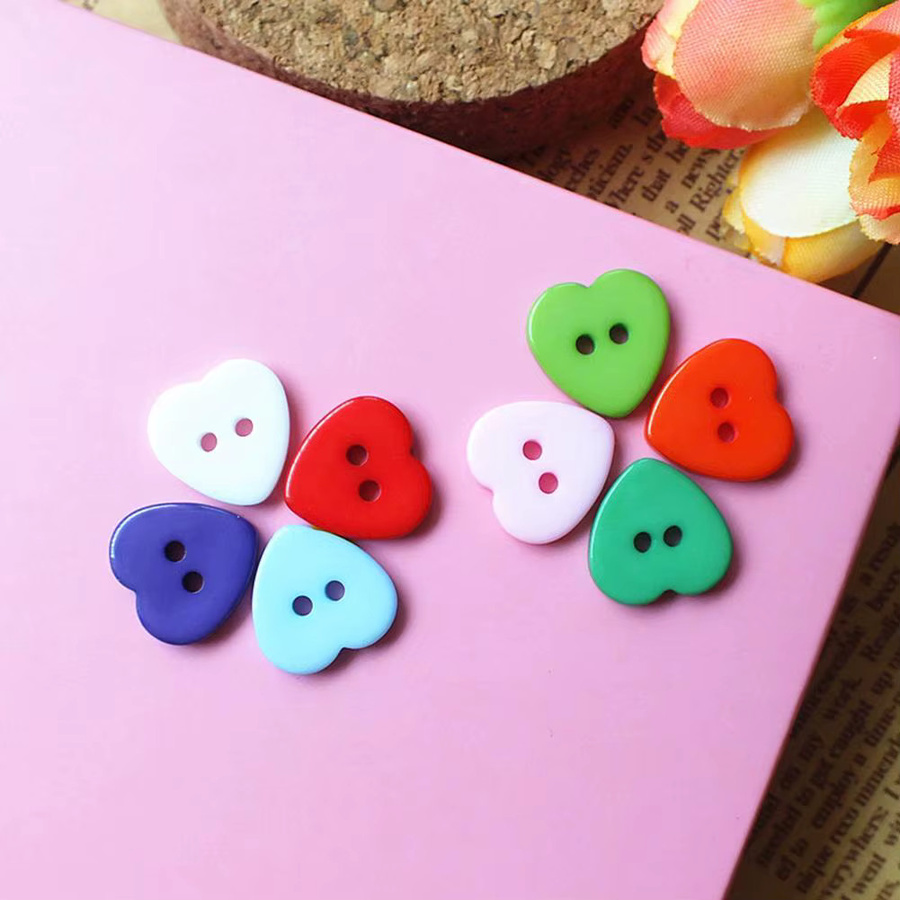 100 Stück dekorative Nähknöpfe mit Verkehrsmittel-Motiven von eelhoe, gemischte Doppelloch-Knöpfe aus Holz und Kunststoff in Multicolour für Scrapbooking und Bastelarbeiten - Bild 2