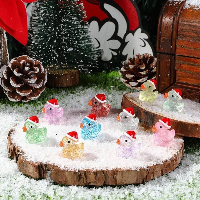 XMSJ Weihnachts-Mini-Glitzer-Enten aus Kunstharz mit Weihnachtsmütze, bunte Entenfiguren für die Heimdekoration - Bild 1