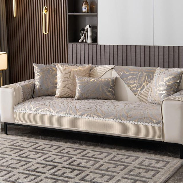 Rutschfester Winter-Jacquard-Sofabezug für 3-Sitzer mit floralem Muster, Möbelschutz für Ledercouches und Sessel, Breite: 240 cm, Höhe: 110 cm - Bild 1