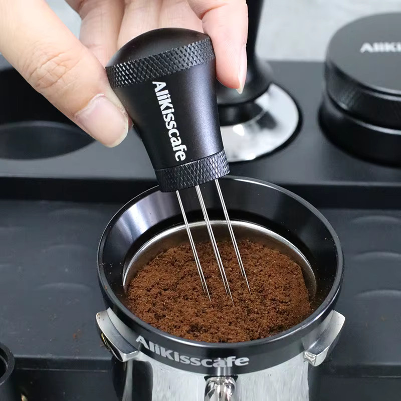 ALIKISSCAFE Kaffeepulver Rührer und Verteiler mit Ständer aus Edelstahl in Silber und Schwarz für Espresso Maschinen mit 51mm, 54mm oder 58mm Siebträger - Bild 4
