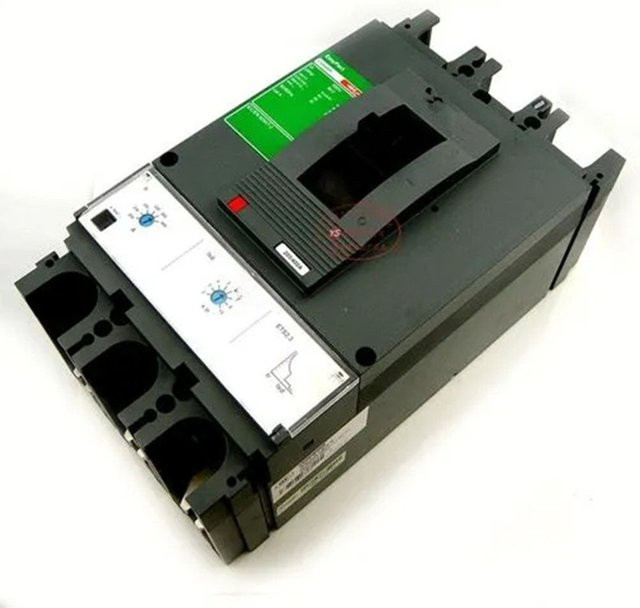 Schneider Electric A9F75340 SF6 Leistungsschalter MCB - Bild 1