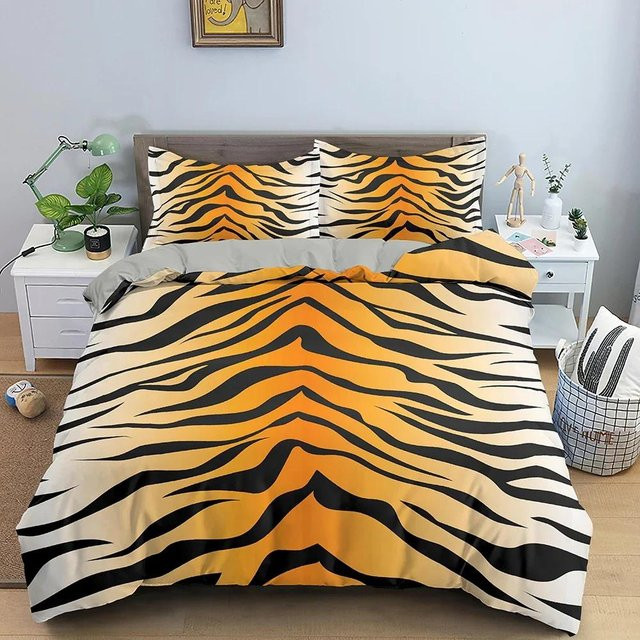Bettwäscheset Lodestar mit geometrischem Streifenmuster und Tiermotiven, bunt, Material Mikrofaser Polyester, B/H: 200 x 230 cm - Bild 1