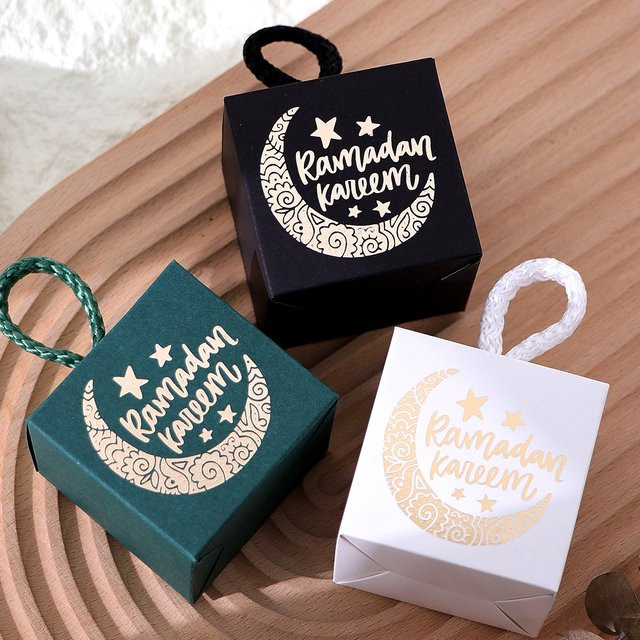 20-teiliges Luxus-Mini-Geschenkbox-Set für Eid in Schwarz, Grün und Weiß mit goldenem Mond- und Sternen-Design und geflochtenen Griffen - Bild 1