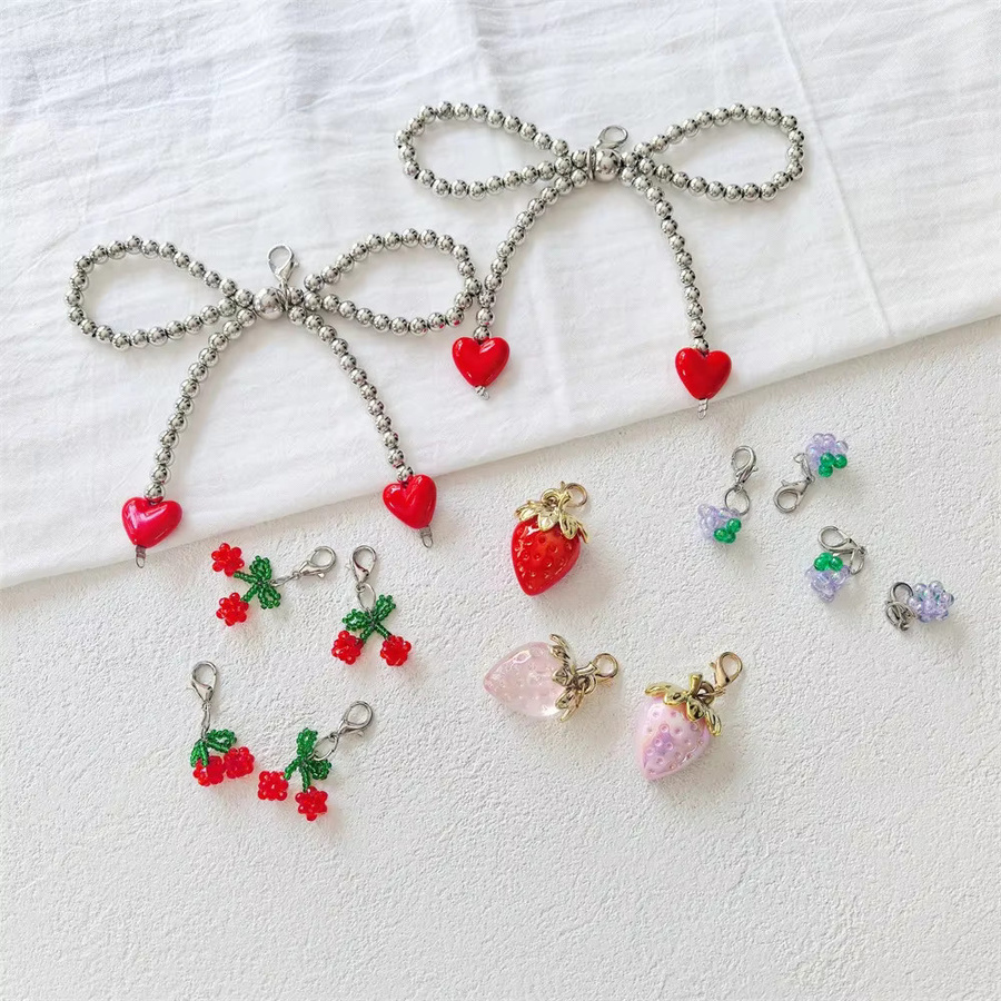 Kirsch-Trauben-Perlen-Schuhspitzen-Charm, silberne Perlenschleife, Erdbeerschnalle, rot - Bild 1