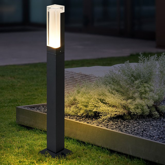Wecus LED Gartenlampe IP65 wasserdichte Rasenleuchte in Schwarz mit warmweißem Licht für Außenbereich und Garten - Bild 1