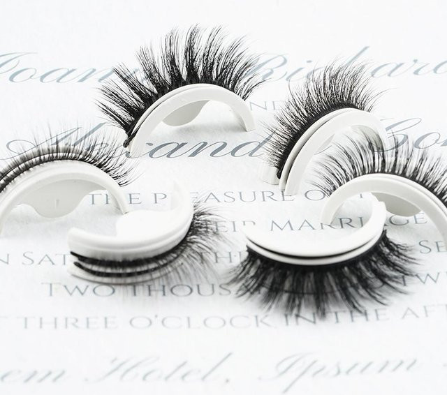 SADOER Selbstklebende Wimpern, wiederverwendbar, Vollstreifen-Wimpern - Bild 1
