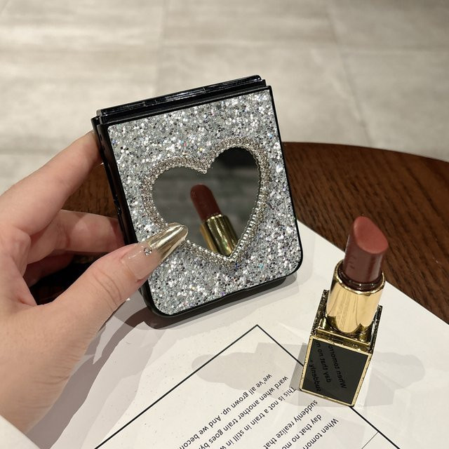 Glitzernde Leder-Handyhülle mit Strasssteinen und Herz-Spiegel für Samsung Galaxy Z Flip (Modelle: 3, 4, 5, 6, 7, 8, FE) in Schwarz - Bild 1
