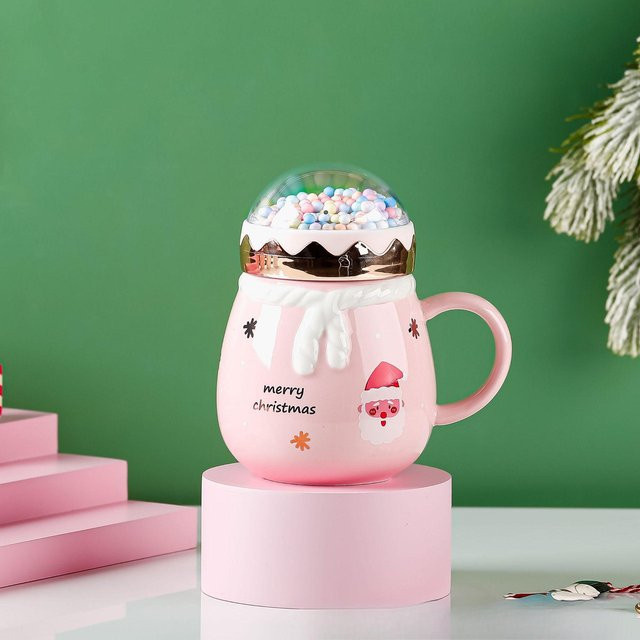 Kreative Weihnachtstasse aus Keramik mit Deckel in Pink von Yiran Furniture, 450,5 ml - Bild 1