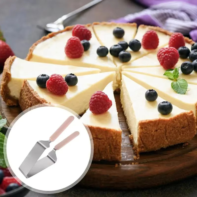 Einstellbarer Kuchenschneider aus Edelstahl in Silber für präzise Tortenstücke und DIY-Backdekoration - Bild 3