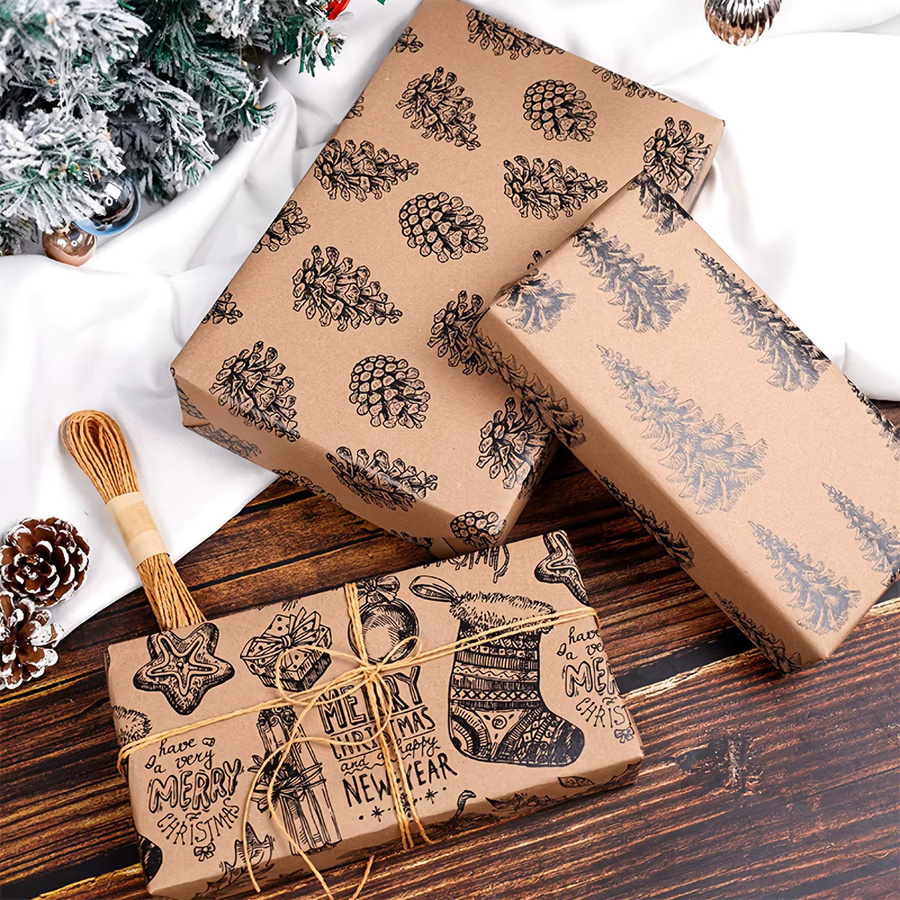 Dekorative Geschenkpapierrolle mit Weihnachtsbeeren-Design in Braun aus Kraftpapier - Bild 4
