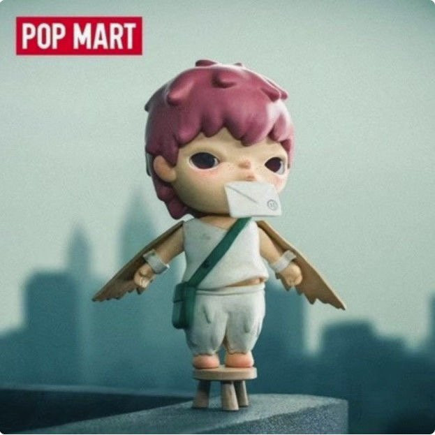 POP MART Hirono Mime Serie Blind Box Mystery Box Anime Figur Multicolor als Desktop Ornament und Sammlerstück - Bild 1