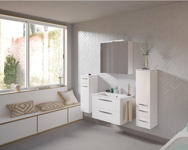 Pelipal Badmöbel-Set Trentino in Weiß mit Waschtisch aus Mineralmarmor, Spiegelschrank mit LED-Beleuchtung und Steckdose sowie Unterschrank und Midischrank, Breite: 137 cm - Bild 1
