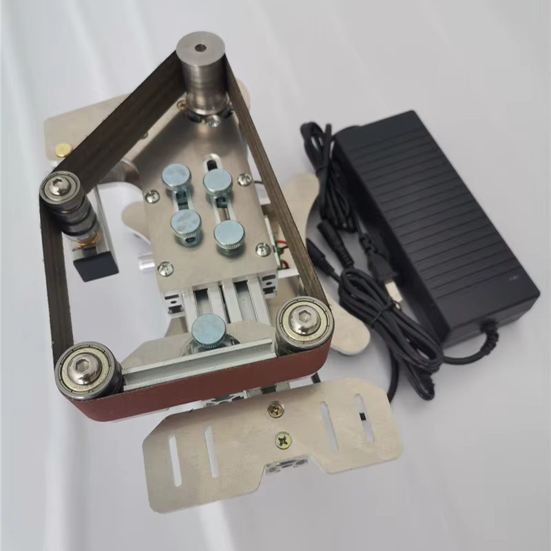 Multifunktionaler Mini-Bandschleifer als Desktop-Poliermaschine für DIY-Projekte in Silber - Bild 2