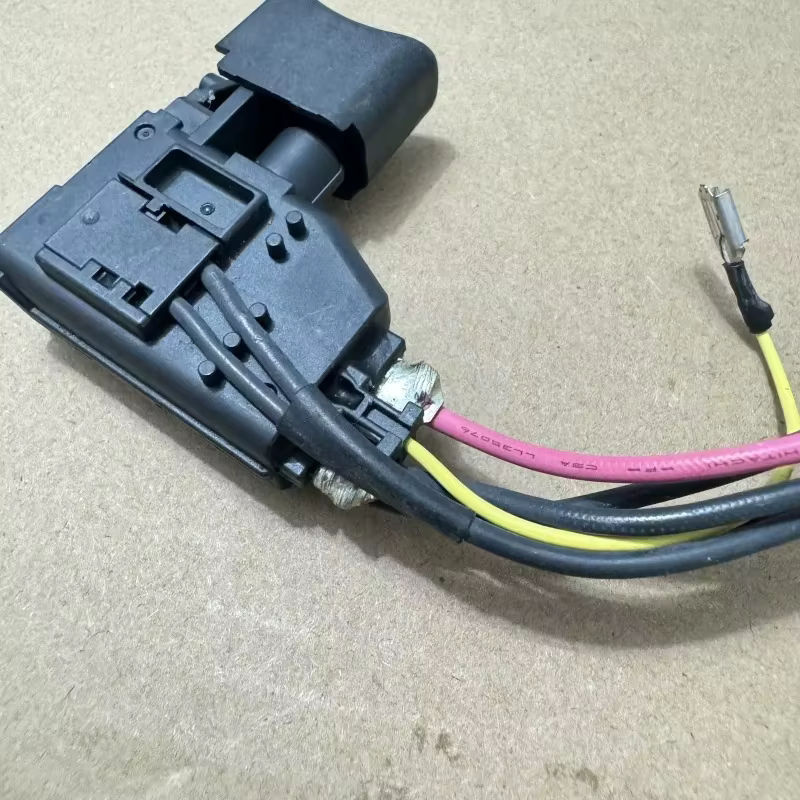 Makita Originalschalter 632A23-2 6507480 für Elektrowerkzeuge DHP343 DF343 BHP343 DHP453 DHP453RFE - Bild 3