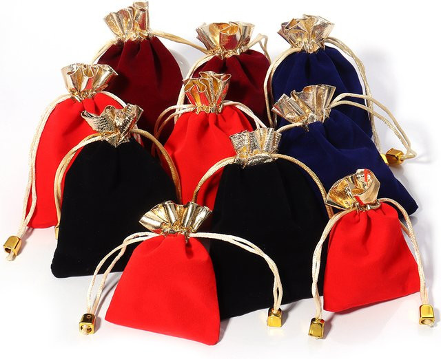Samt Geschenktaschen mit Kordelzug in Gold für Schmuck und Geschenke - Bild 1