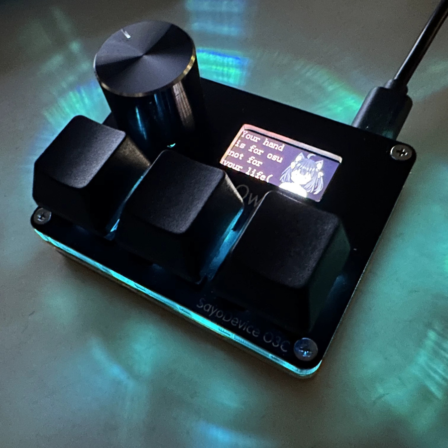 Sayodevice Rapid Trigger Magnetische Hall-Effekt Tastatur mit RGB-Beleuchtung und Lautstärkeregler in Pink - Bild 4