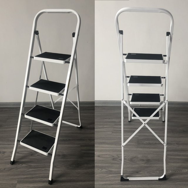 DayPlus 4-stufige Klappleiter aus Stahl in Weiß, tragbare Trittleiter für Zuhause und Garage, B/T/H: 86,0 x 44,5 x 124,5 cm - Bild 1