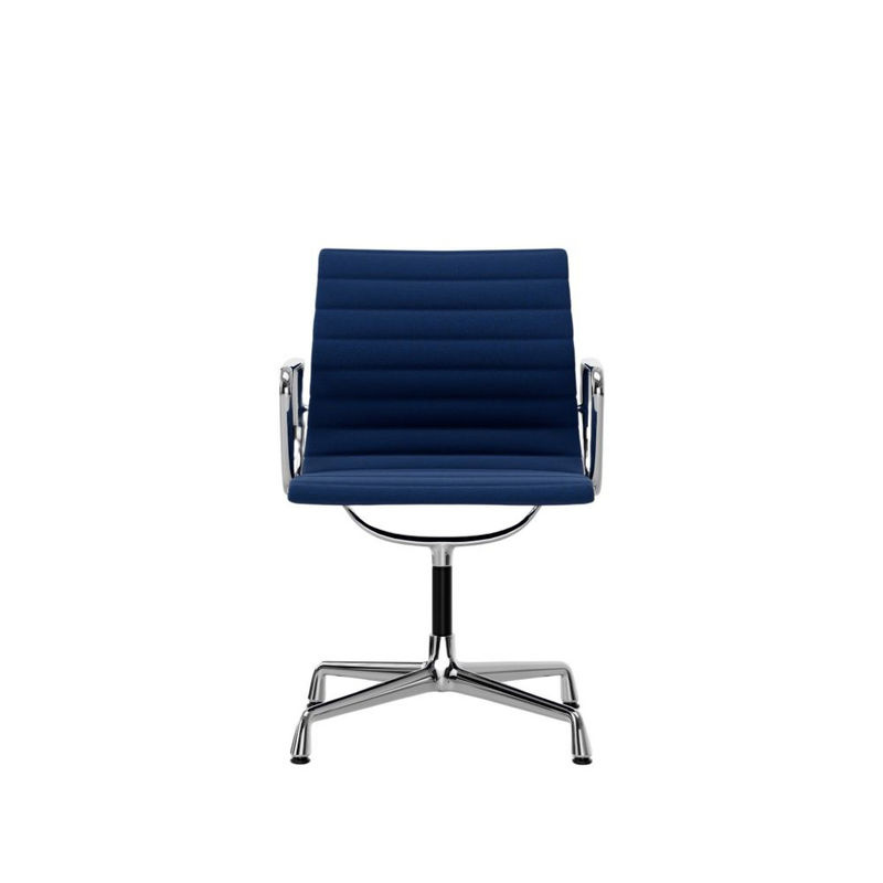 Vitra Aluminium Chair EA 104 mit Armlehnen in Blau und Hopsak Stoff - Bild 2