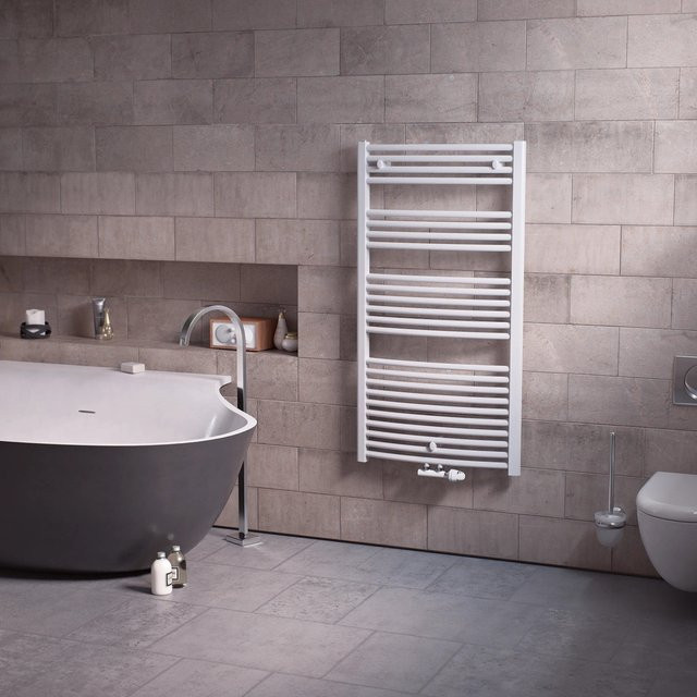 Ximax Alpha-C Designheizkörper Badheizkörper Weiß H 145,4 cm x B 70 cm x T 5 cm mit Mittenanschluss 917 Watt - Bild 1