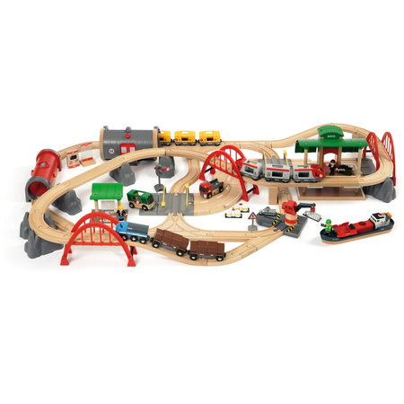 BRIO World Straßen und Schienen Bahn Set Deluxe Eisenbahn Straßen Hafen Bunt / Mehrfarbig