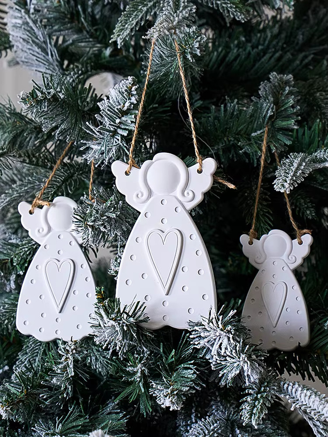 UDOCOOL Silikonform für DIY gesichtslose Engel als Weihnachtsbaum-Hänger mit Herz- und Punkt-Textur in Weiß - Bild 5
