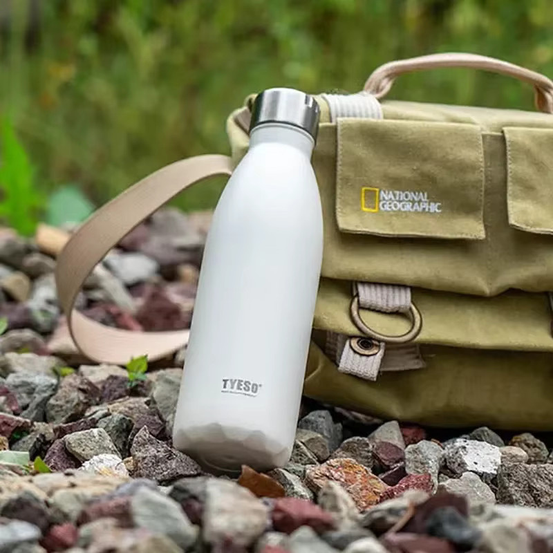 Tyeso Thermobecher für Kalt- und Heißgetränke als Sport-Wasserflasche und Reisebecher in Pink, 750 ml oder 1000 ml - Bild 2