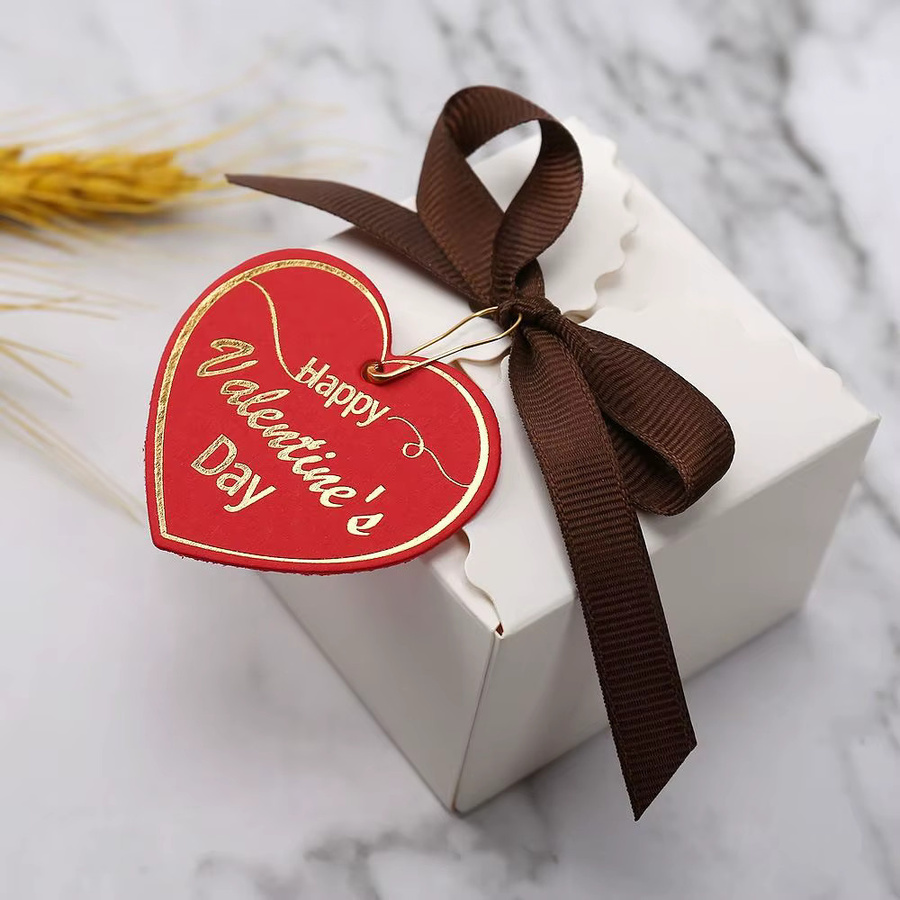 100 Stück herzförmige Geschenketiketten aus Papier in Weiß und Rot für DIY-Bastelarbeiten und Valentinstag-Dekorationen - Bild 2
