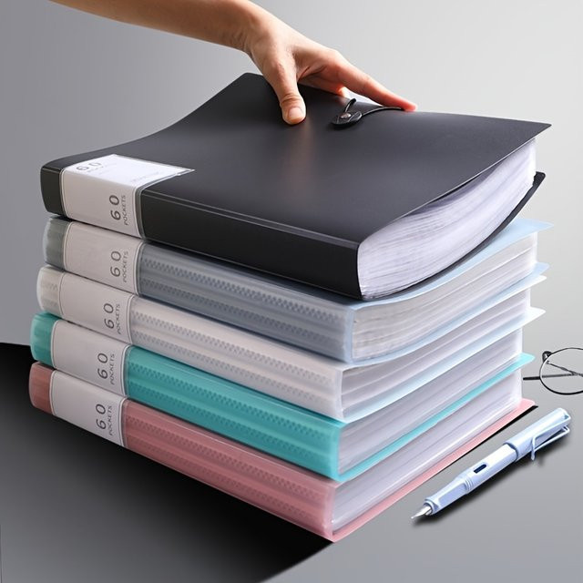 A4 Aktenordner mit 60 Taschen aus transparentem Kunststoff in Schwarz zur Organisation deiner Dokumente und Prüfpapiere - Bild 1