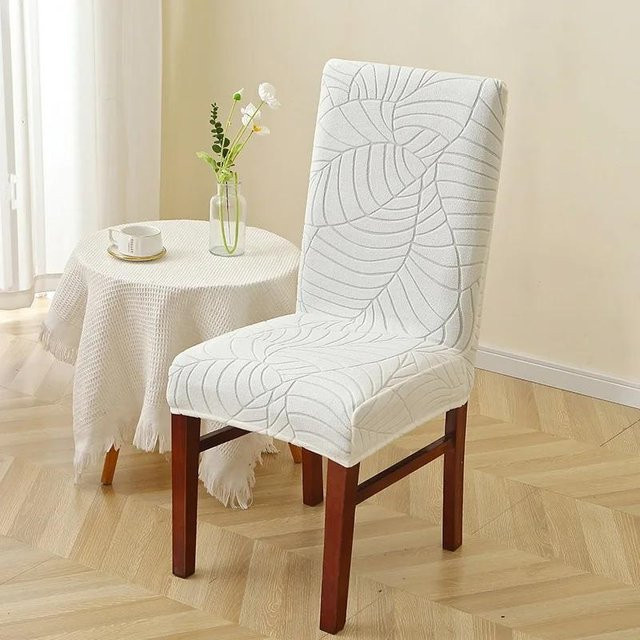 Universelle Stretch Stuhlhusse mit Blätter-Jacquard-Muster in Weiß für Esszimmerstühle - Bild 1