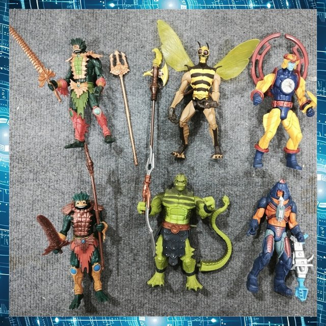 Mattel Motu Three-Faced Man Fishman Queen Bee Big-Tailed Beast Cyclone, Actionfigur - Bild 1