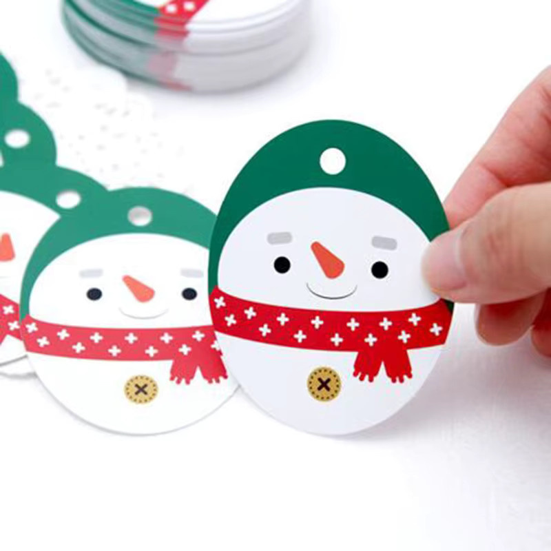 50er Set Weihnachts-Geschenkanhänger aus Papier mit Seilen von TMZ zur Dekoration von Geschenktüten und Tüchern - Bild 2