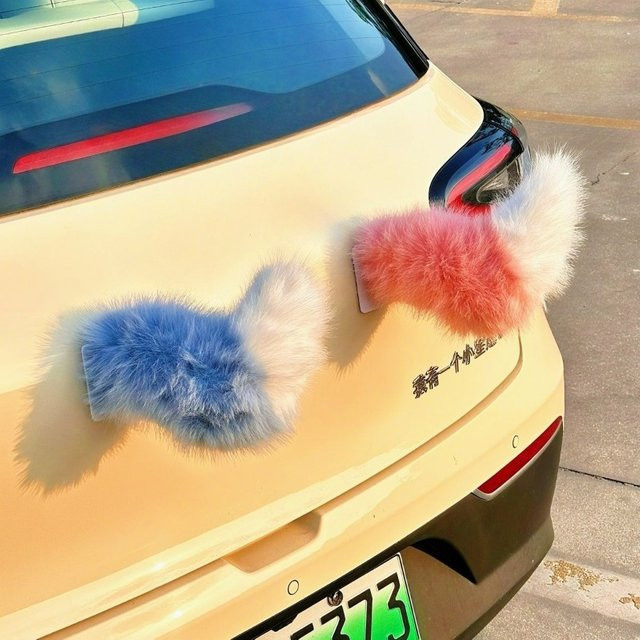 Sanrio Heckdekoration für Autos, ferngesteuert, Schwarz, Tiere, Plüsch / Textil - Bild 1