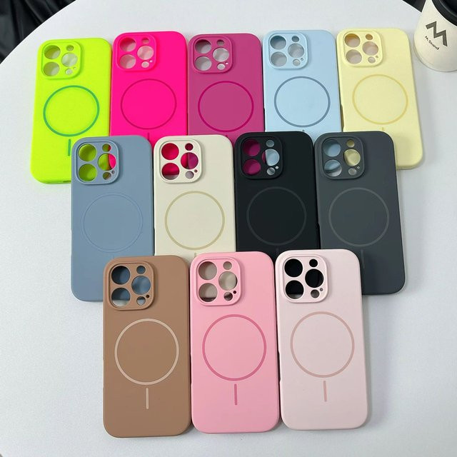GERPALLI Flüssigsilikon Hülle mit Leuchteffekt für iPhone 17 Air 16 15 14 Plus 13 12 Pro Max, MagSafe kompatibel, Schwarz - Bild 1