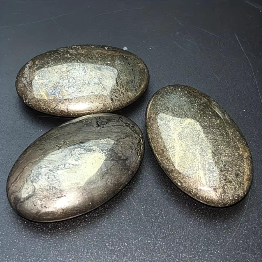 Ovale Ornamente aus natürlichem Pyrit von CrystalHola in Gold, polierte Rohsteine zur Dekoration für dein Heim oder Büro - Bild 2