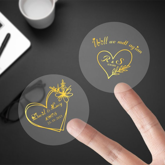 Personalisierte Hochzeitsaufkleber mit Goldfolie und individuellen Namen oder Initialen, transparente Siegelaufkleber für Hochzeitseinladungen, Gold und Transparent - Bild 1