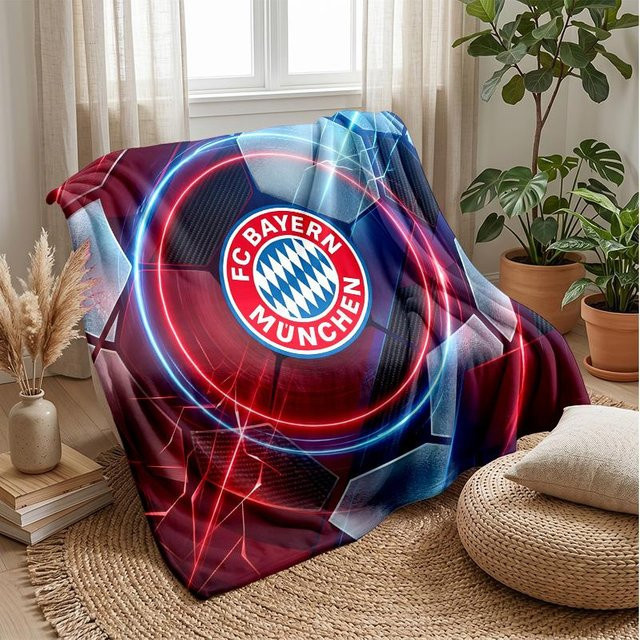 Happiness Goods C FC Bayern München Flanelldecke aus Plüsch in Rot, B/B: 130 x 150 cm - Bild 1