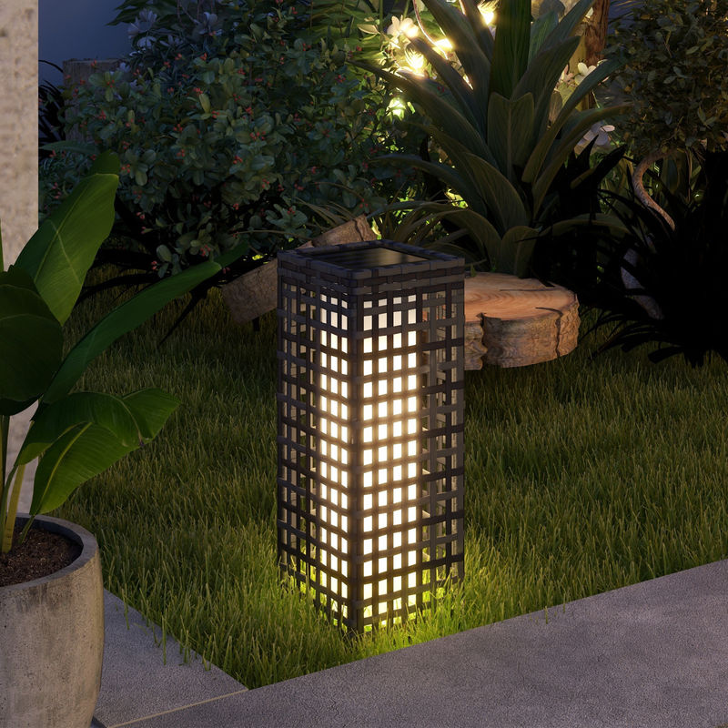 Outsunny Solarleuchte Rattan LED Gartenlampe mit Lichtsensor, wasserfeste Wegleuchte für Garten und Terrasse, Grau - Bild 2