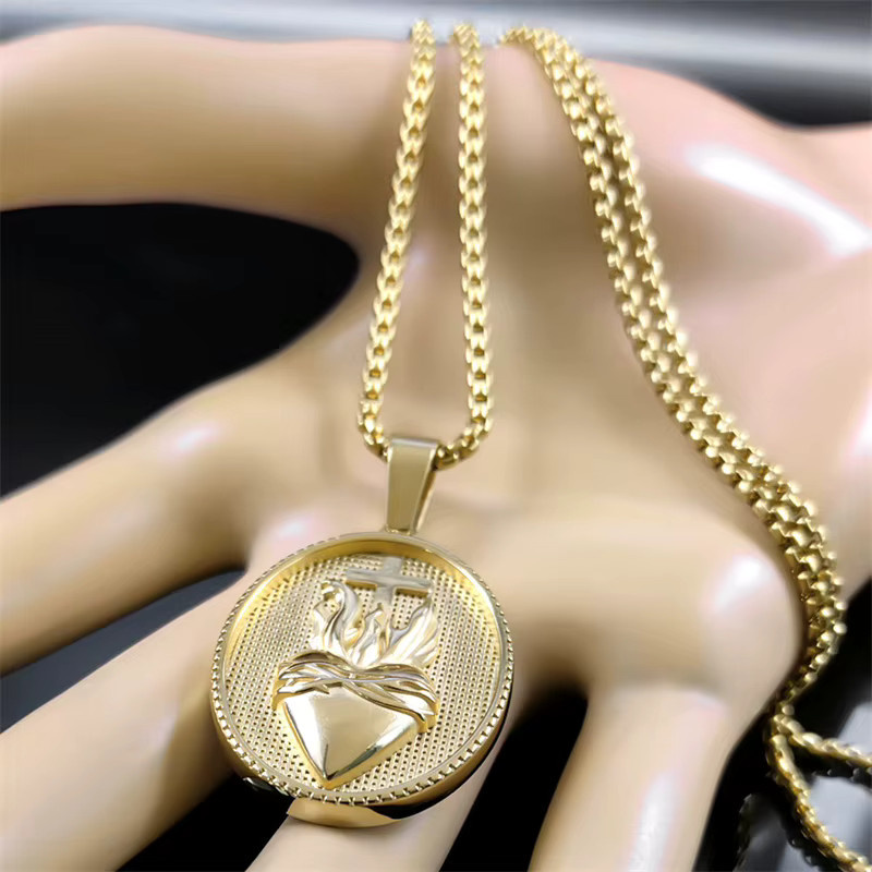 AFAWA Halskette Herz Jesu Kreuz, Edelstahl, Gold, Vintage, Unisex - Bild 2