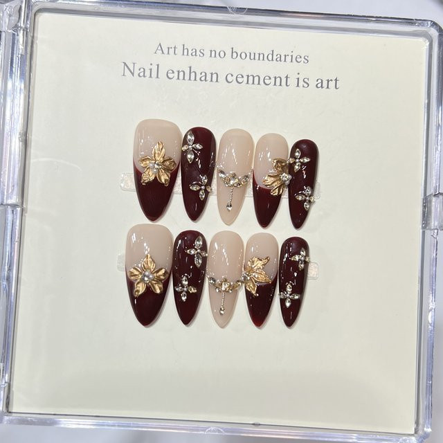 Qsezeny Künstliche Nägel, 10 Stück, 3D Goldene Blume Strass, Mandelform, Glänzend - Bild 1