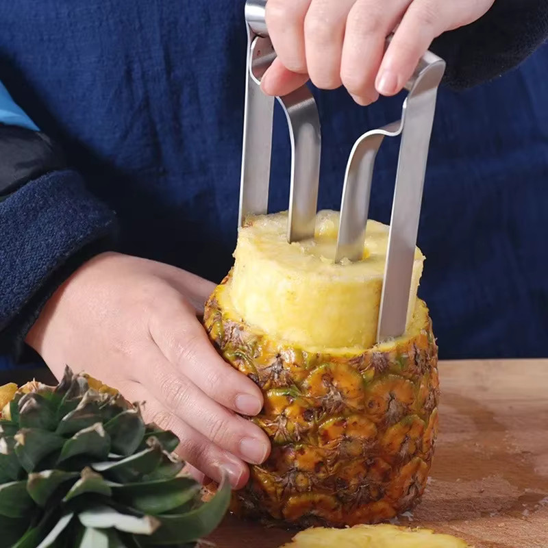 Edelstahl Ananas Schäler in Silber zur Entfernung von Haut und Kernen für deine Küche - Bild 2
