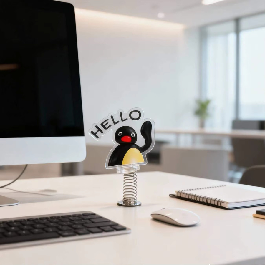 Hasbro Pingu Spring Standee, 2D doppelseitiger Acryl-Ständer, Desktop-Dekoration - Bild 2